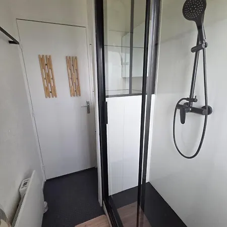 شقة 5 Personnes, Pied Des Pistes, Balcon, Vue Montagne *